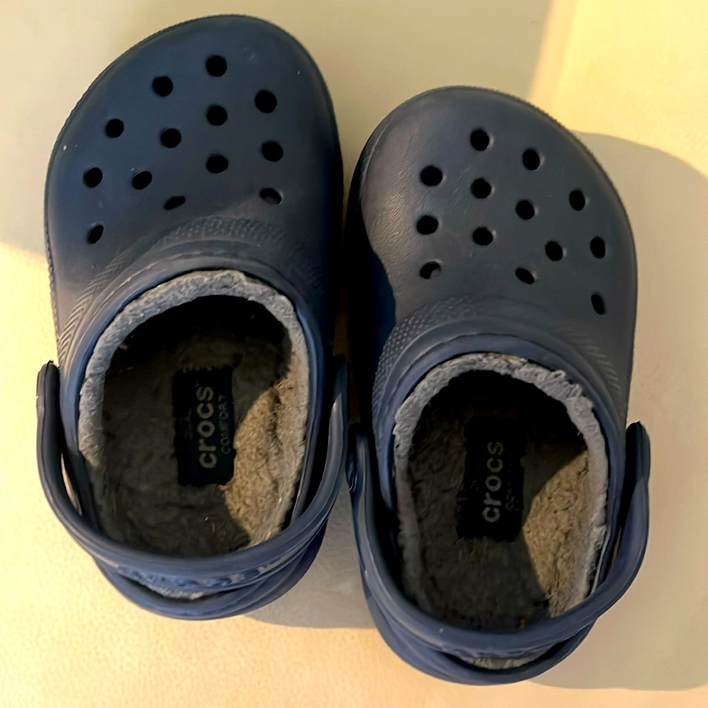 Toddler Classic Lined Crocs (Blue)